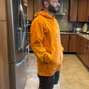 Arcteeyx micon Snowboard Jacket Men’s NEW size M